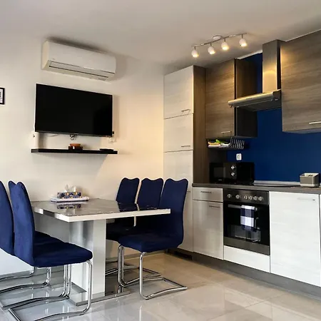 Ostojic Apartament Krk Town