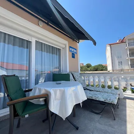 Ostojic Апартаменты *