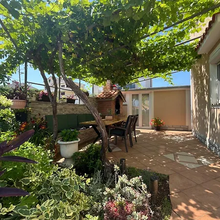 Apartament Ostojic *