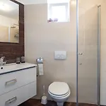 Ostojic Lägenhet *